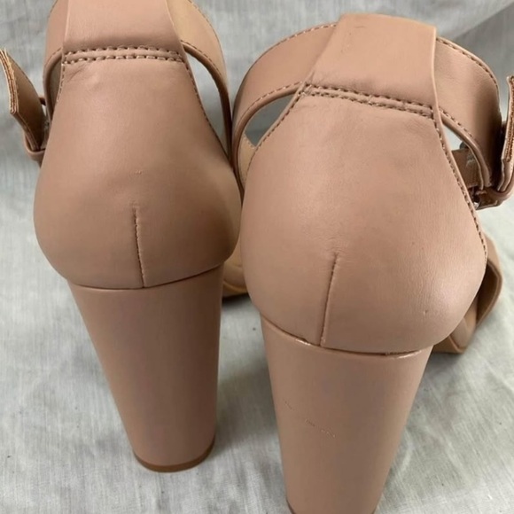 Torrid Women's Tan Block Heel Sandals - Picture 4 of 6